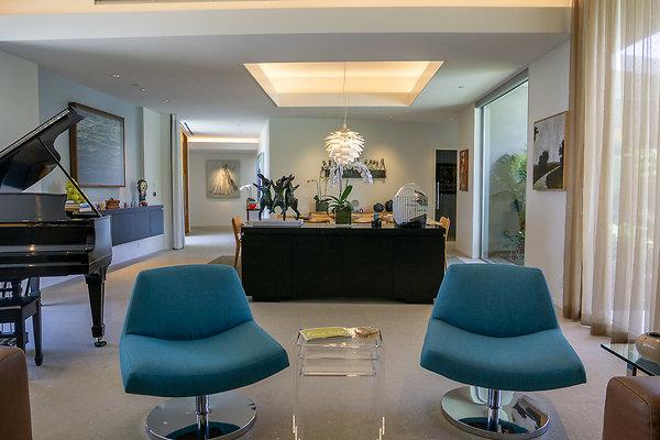 12-P04Modern1683 12-P04Modern1683