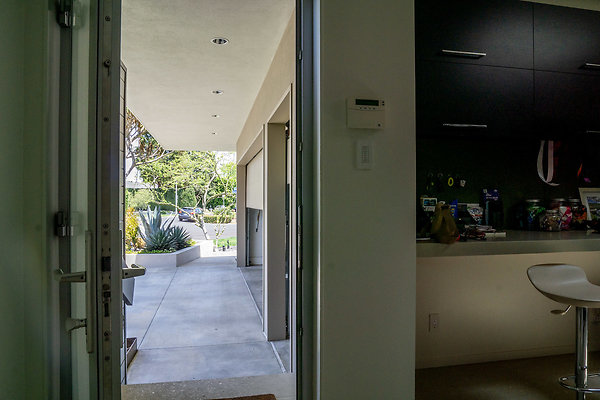 141-P04Modern1819 141-P04Modern1819