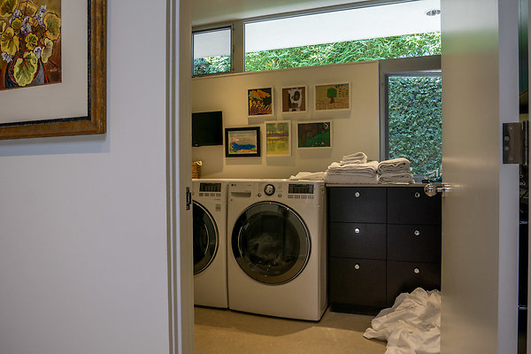 41-P04Modern1712 41-P04Modern1712