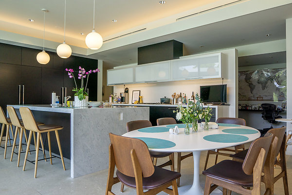 27-P04Modern1698 27-P04Modern1698