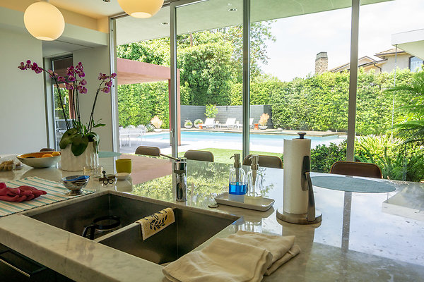 30-P04Modern1701 30-P04Modern1701