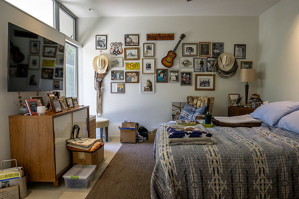 51-P04Modern1722 51-P04Modern1722