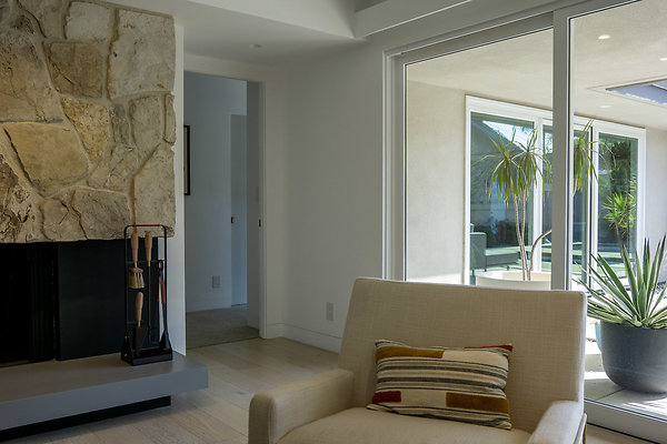 52-P 12 MCM8327 52-P 12 MCM8327