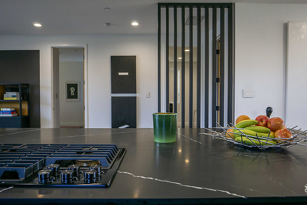 25-P03Modern7422 25-P03Modern7422