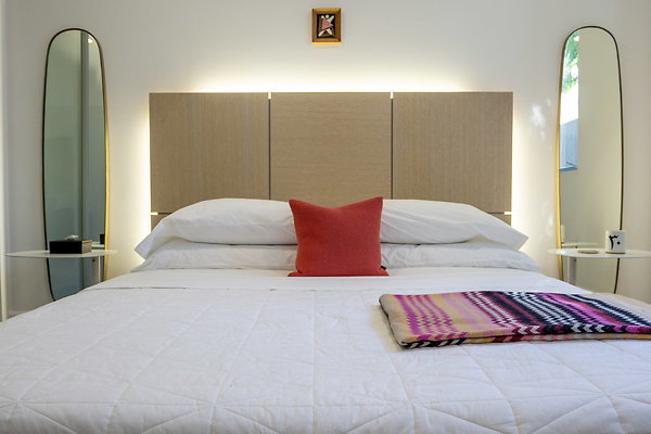 56-P03Modern7457 56-P03Modern7457